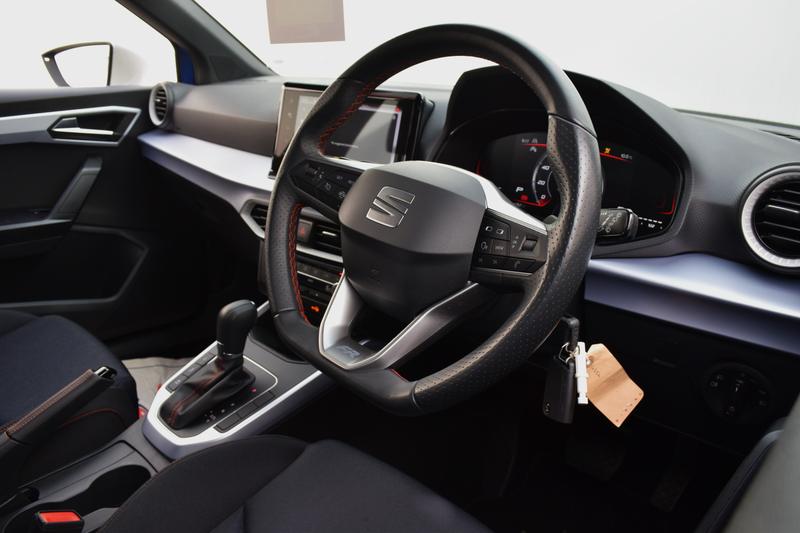 Used SEAT Arona 2023 for sale - 77941446: Photo 2