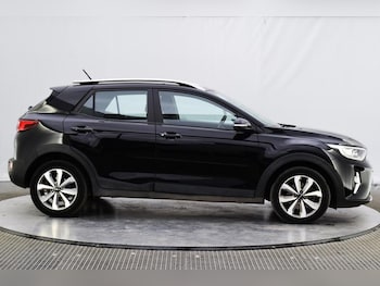 Used Kia Stonic 2023 for sale - 79352537: Photo