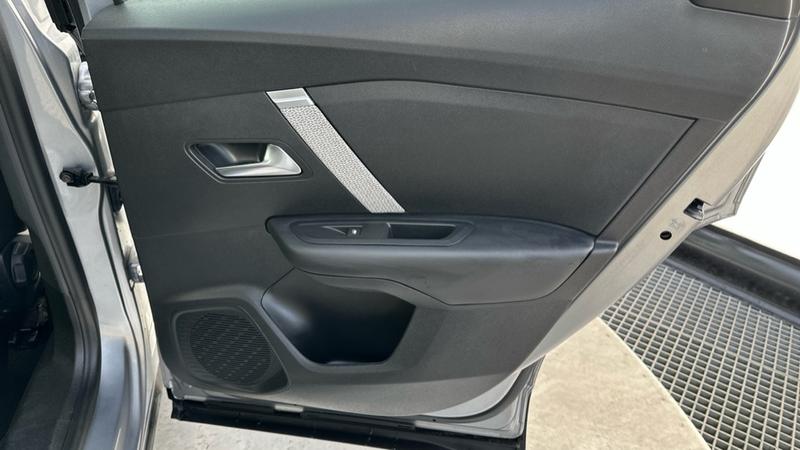 Used Citroen C4 2023 for sale - 75960064: Photo 64