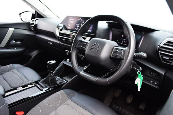 Used Citroen C4 2023 for sale - 76322338: Photo 2
