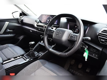 Used Citroen C4 2023 for sale - 76322338: Photo 2