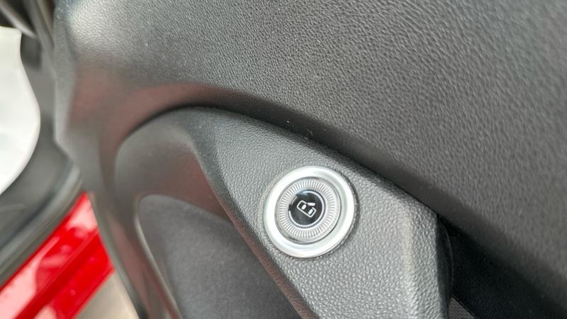Vehicle 33