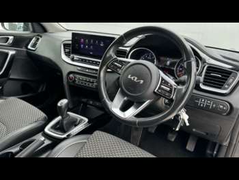 Used Kia Ceed 2022 for sale - 74692750: Photo