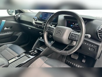 Used Citroen e-C4 2022 for sale - 75575281: Photo