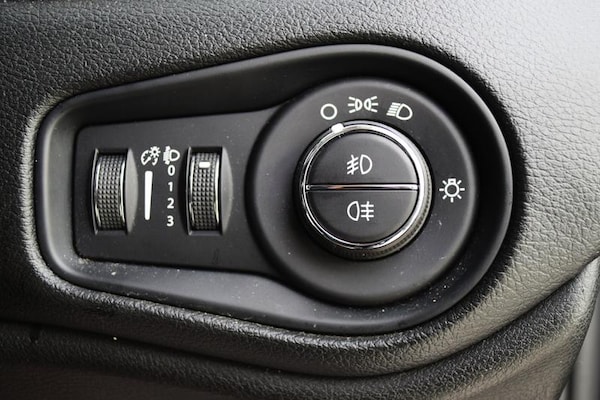 Used Jeep Renegade 2021 for sale - 76222592: Photo 22