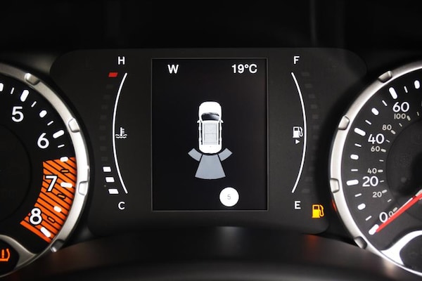 Used Jeep Renegade 2021 for sale - 76222592: Photo 3