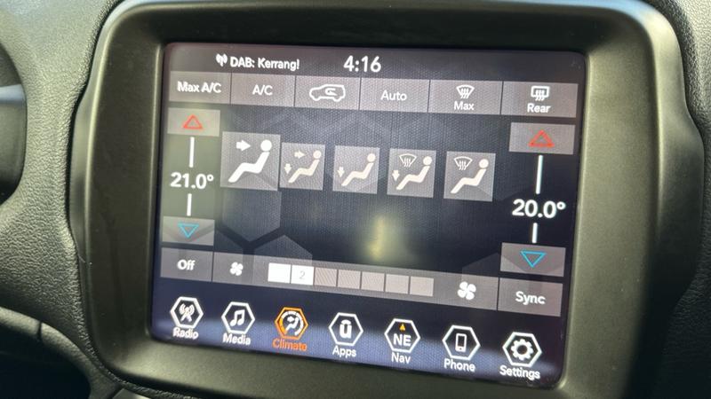 Used Jeep Renegade 2021 for sale - 76222592: Photo 63