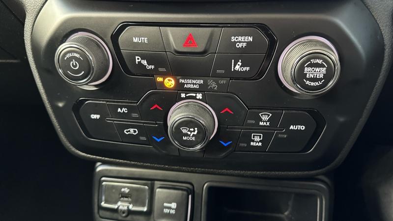 Used Jeep Renegade 2021 for sale - 76222592: Photo 68