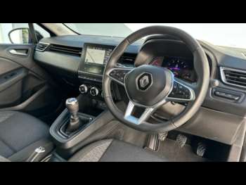 Used Renault Clio 2023 for sale - 75068901: Photo