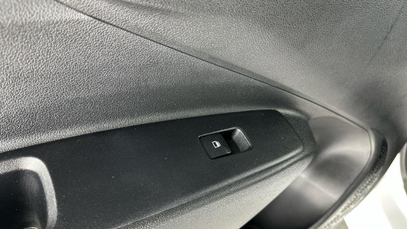 Used Hyundai i10 2023 for sale - 76660084: Photo 34