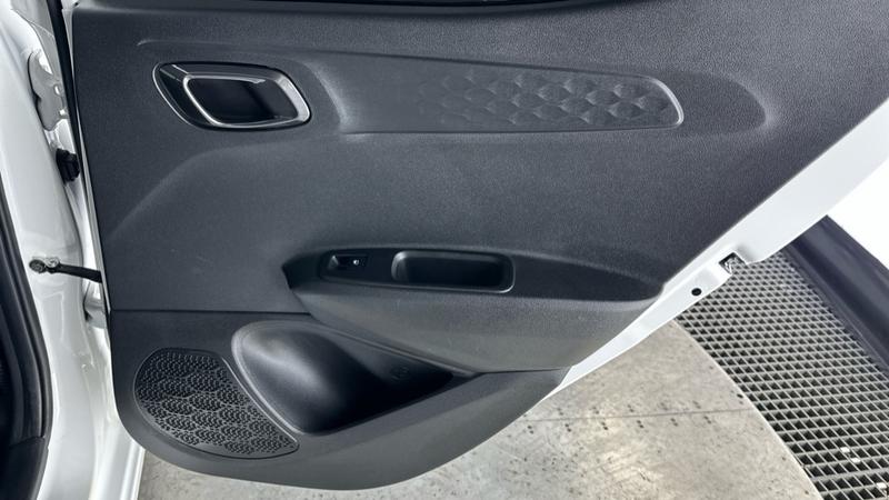 Used Hyundai i10 2023 for sale - 76660084: Photo 53