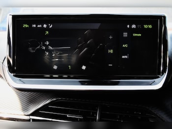 Used Peugeot 2008 2024 for sale - 79467602: Photo