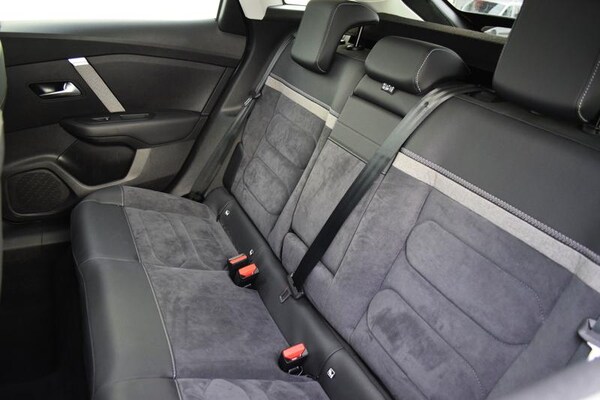 Used Citroen C4 2024 for sale - 76322328: Photo 15