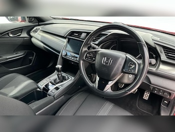 Used Honda Civic 2018 for sale - 79031997: Photo