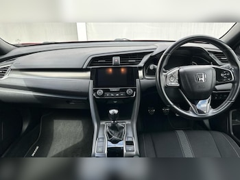 Used Honda Civic 2018 for sale - 79031997: Photo