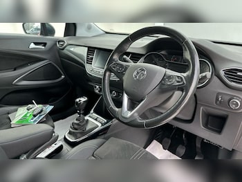 Used Vauxhall Crossland 2022 for sale - 79312216: Photo