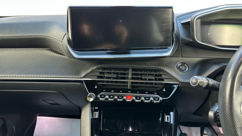 Used Peugeot 2008 2021 for sale - 76603550: Photo 12