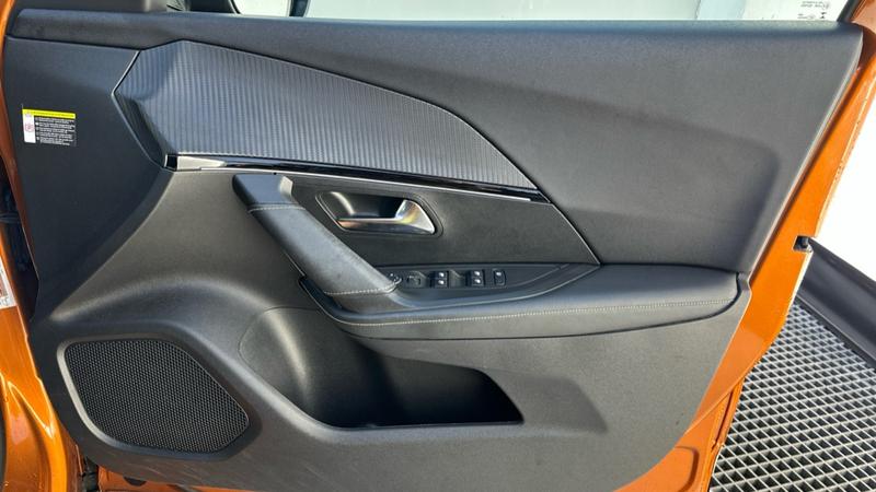 Used Peugeot 2008 2021 for sale - 76603550: Photo 43