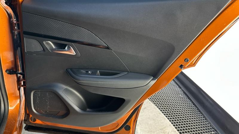 Used Peugeot 2008 2021 for sale - 76603550: Photo 48