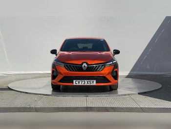 Used Renault Clio 2023 for sale - 75504888: Photo