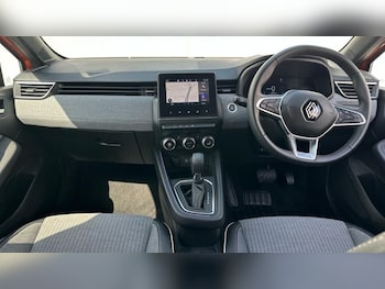 Used Renault Clio 2023 for sale - 75504888: Photo