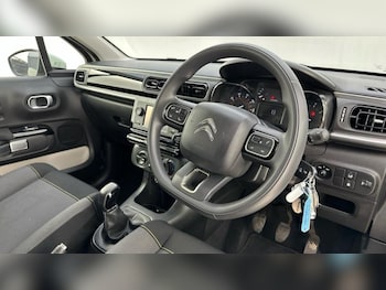 Used Citroen C3 2023 for sale - 76461357: Photo