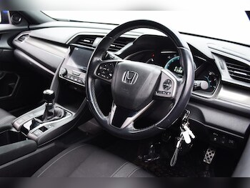 Used Honda Civic 2018 for sale - 78867991: Photo