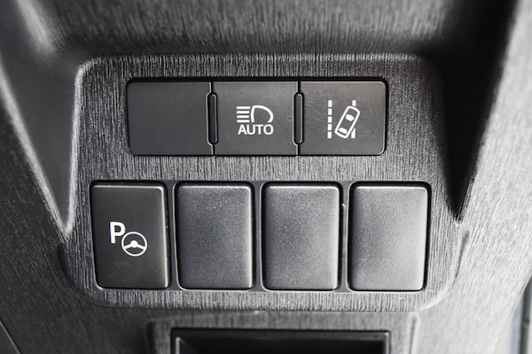 Used Toyota Prius+ 2020 for sale - 76266012: Photo 23