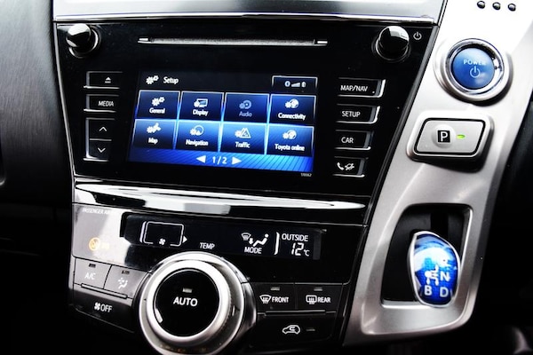 Used Toyota Prius+ 2020 for sale - 76266012: Photo 6