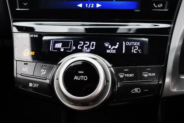 Used Toyota Prius+ 2020 for sale - 76266012: Photo 8