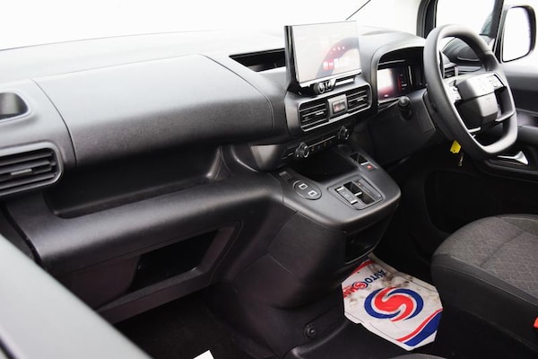 Used Vauxhall Combo Life Electric 2025 for sale - 76222514: Photo 18