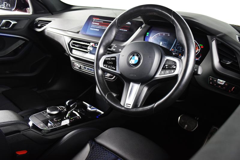 Used BMW 1 Series 2023 for sale - 77211022: Photo 2