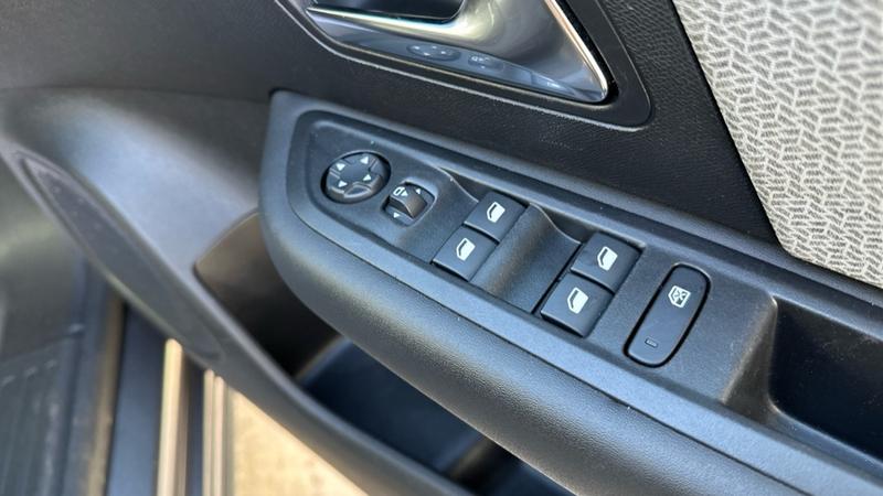 Used Citroen e-C4 X 2024 for sale - 76660091: Photo 50