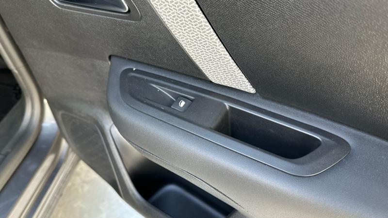 Used Citroen e-C4 X 2024 for sale - 76660091: Photo 60