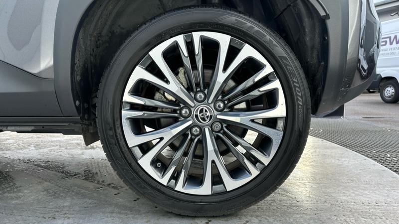 Used Toyota Yaris Cross 2023 for sale - 76461355: Photo 18