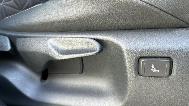 Used Toyota Yaris Cross 2023 for sale - 76461355: Photo 46