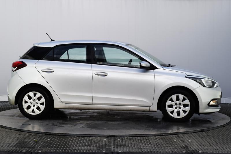 Used Hyundai i20 2016 for sale - 76703256: Photo 26