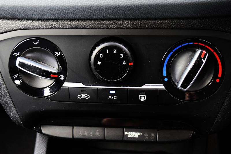 Used Hyundai i20 2016 for sale - 76703256: Photo 5