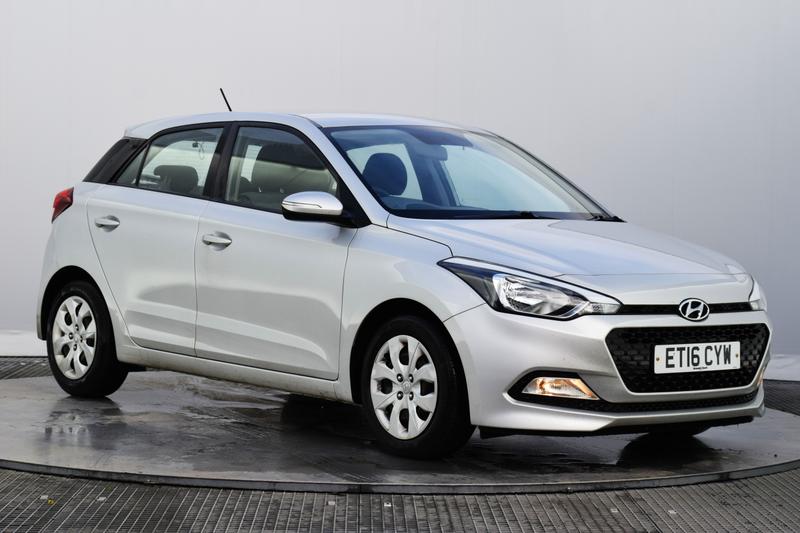 Used Hyundai i20 2016 for sale - 76703256: Photo 9