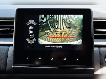 Used Renault Captur 2023 for sale - 78102364: Photo