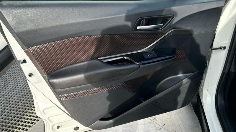 Used Toyota C-HR 2018 for sale - 77493481: Photo 53