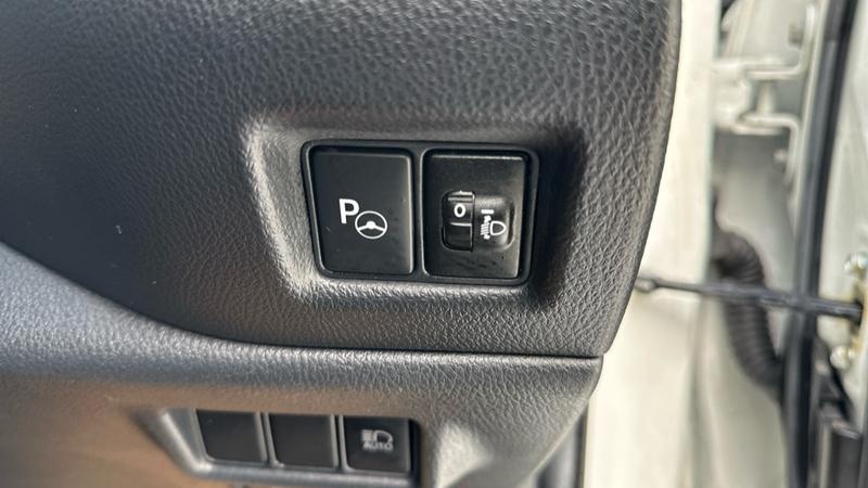 Used Toyota C-HR 2018 for sale - 77493481: Photo 68