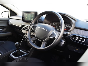 Used Dacia Jogger 2024 for sale - 76391382: Photo