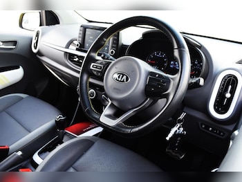 Used Kia Picanto 2019 for sale - 76234710: Photo 2