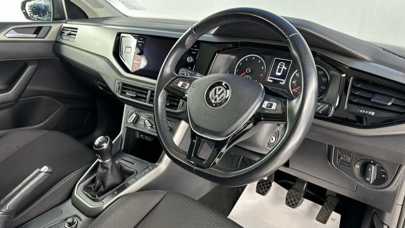 Used Volkswagen Polo 2019 for sale - 76539461: Photo 2