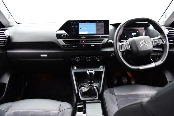 Used Citroen C4 2023 for sale - 76322335: Photo 17