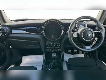 Used MINI Hatch 2022 for sale - 78133828: Photo