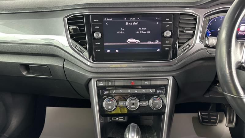 Used Volkswagen T-Roc 2019 for sale - 76625330: Photo 12
