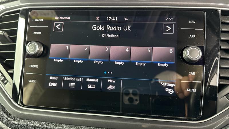 Used Volkswagen T-Roc 2019 for sale - 76625330: Photo 57