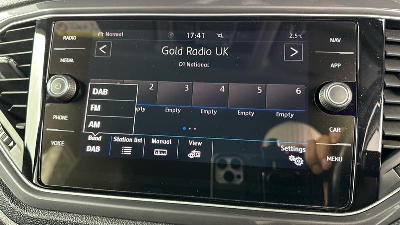 Used Volkswagen T-Roc 2019 for sale - 76625330: Photo 58